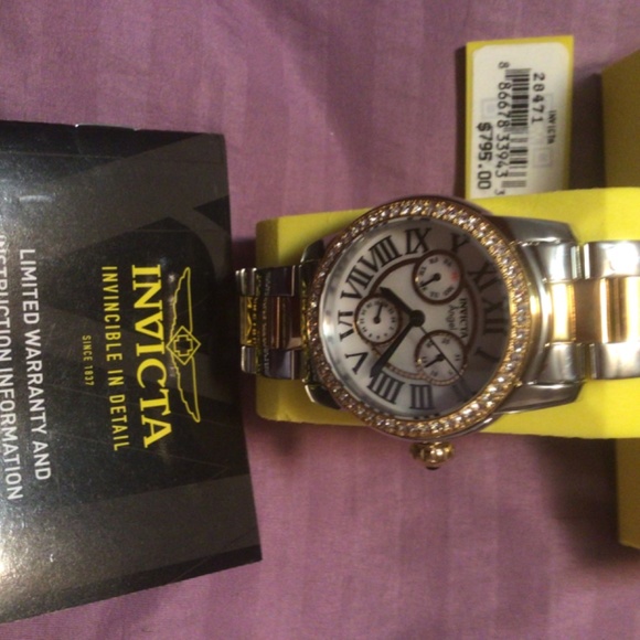Invicta woman’s watch diamond surround dial - Picture 2 of 4